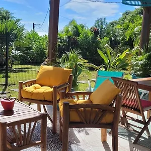 Appartement Bel Privé, Magnifique Vue Sur La Mer Des Caraibes Et Jardin Clos, Wifi, à 2mn De La Plage, Sainte-Luce